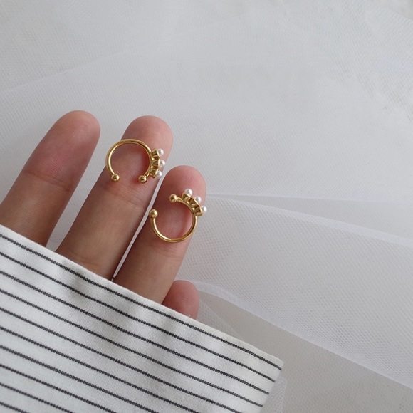 MIA ✨ Gold Pearl Ear Cuffs Dainty Minimalist - Picture 3 of 5